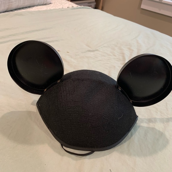 Vintage Mickey Ears Hat - Picture 2 of 4
